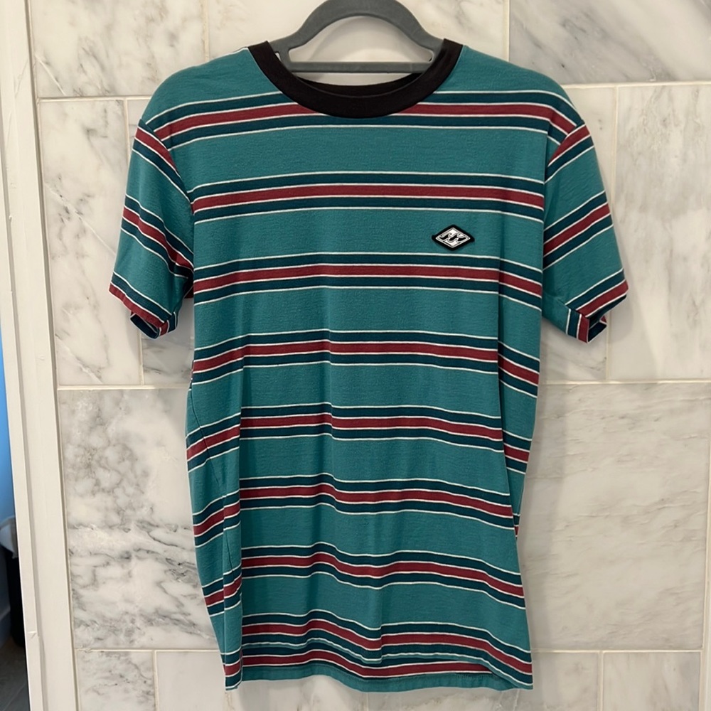 Billabong Striped T-Shirt Size Small